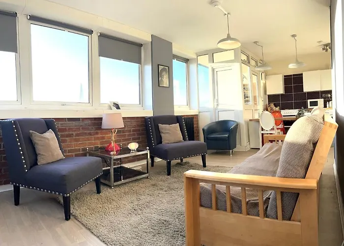Amazing View 2 bedrooms 20mn from the center