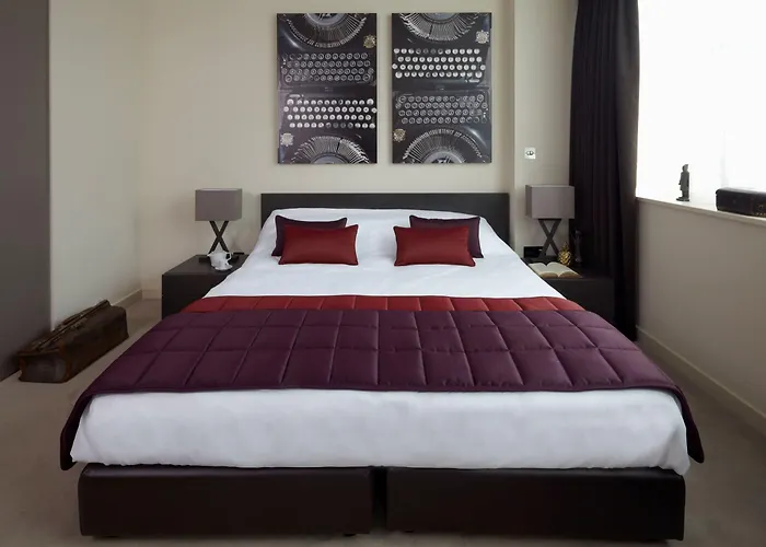 Hotel Xanadu