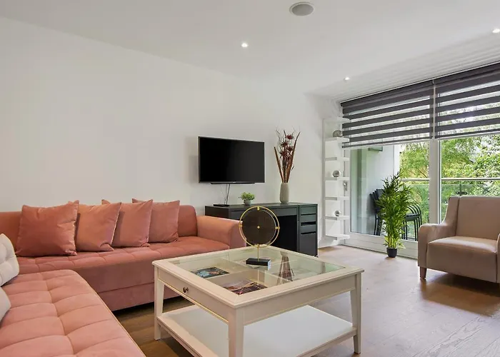 Mysquare Three Bedroom Serviced Apartment In Old Street
