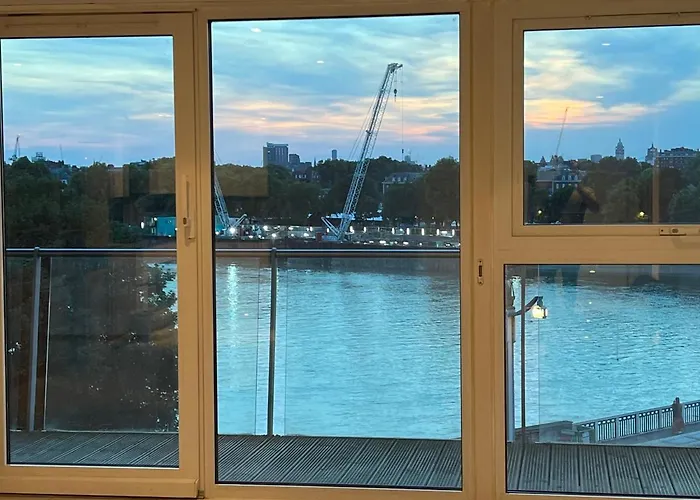 Best Location Chelsea River View /Central London