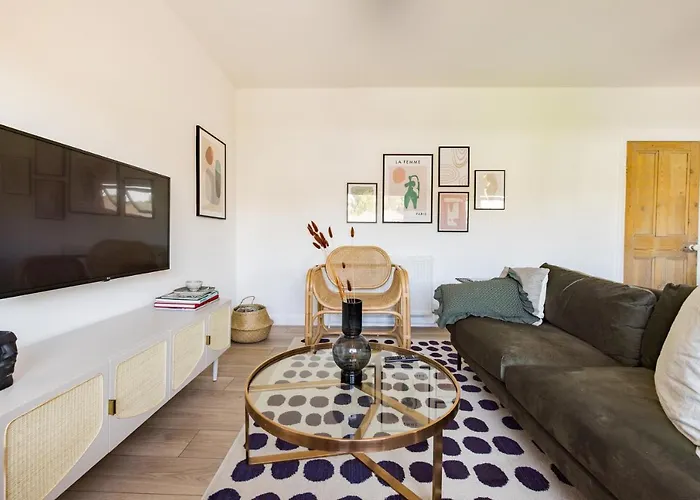 The Finchley Bolthole - Delightful 2Bdr Flat
