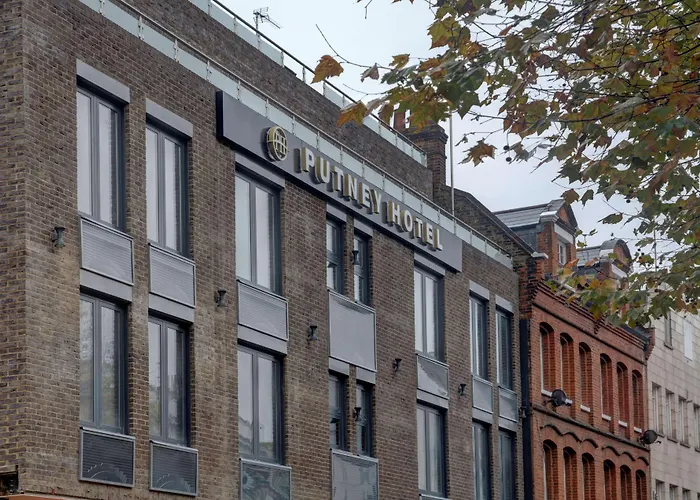 Putney Hotel; BW Signature Collection