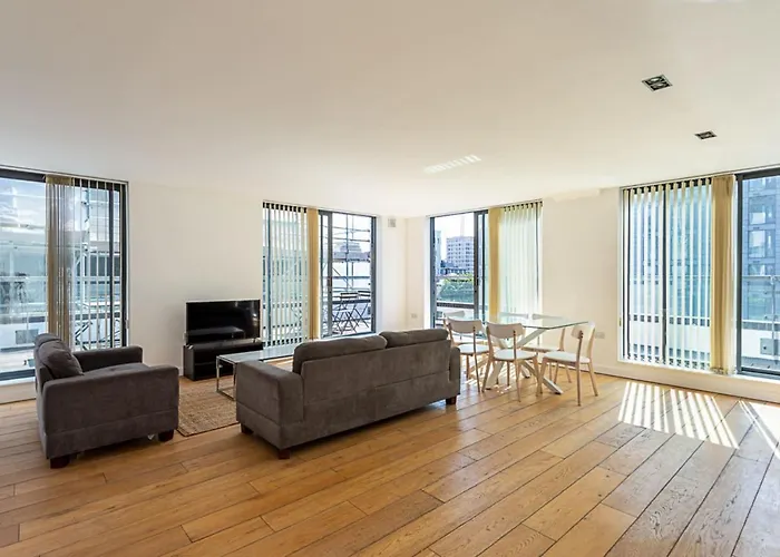 Tower Hill Residence IX