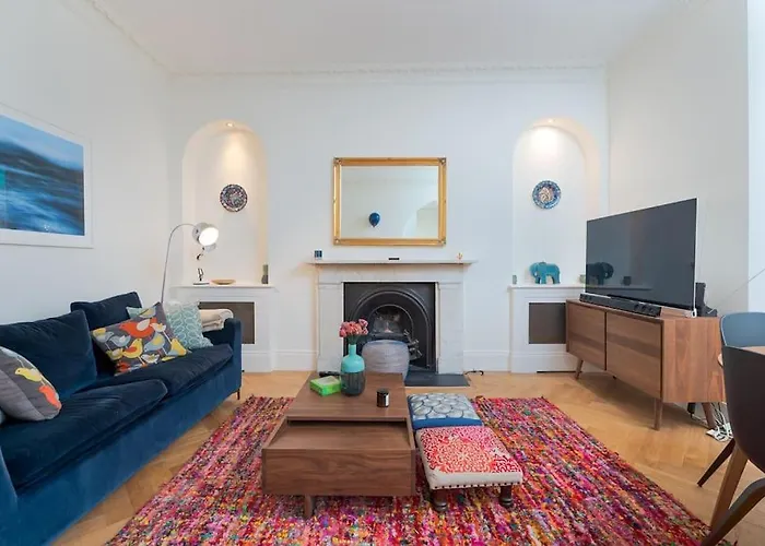 Beautiful Hampstead Home Rh6