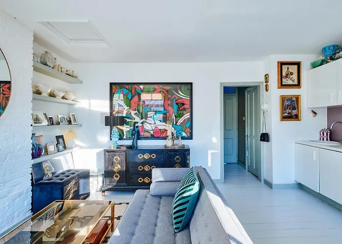 Stylish Notting Hill Photographers Apartment