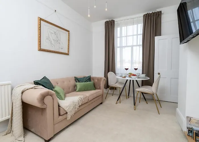 Trustay Apartments Westminster