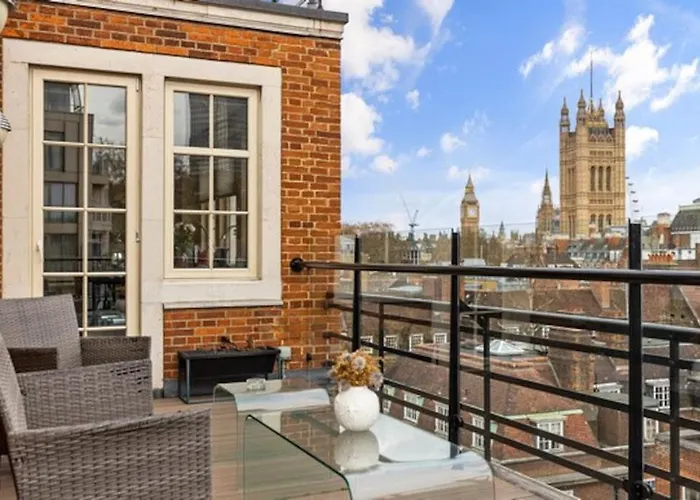 Westminster Big Ben Apartment