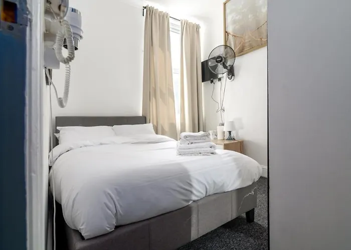 Guestready - Relaxing Hotel-Style Rooms