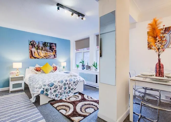 Norfolk 2 Bedroom Flat Edgware Road
