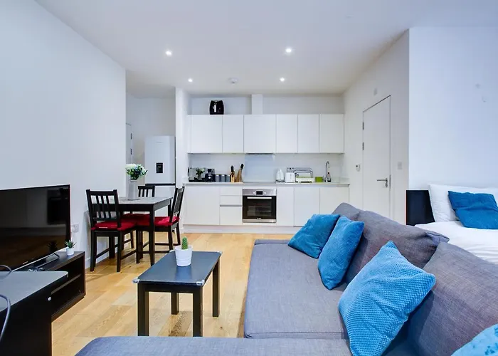 Statera Apartments - City Terraces