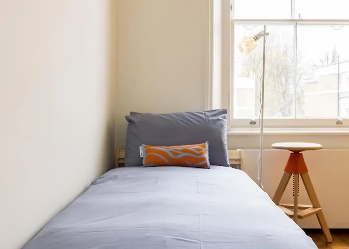 Stunning Notting Hill Apt, Beautiful Street