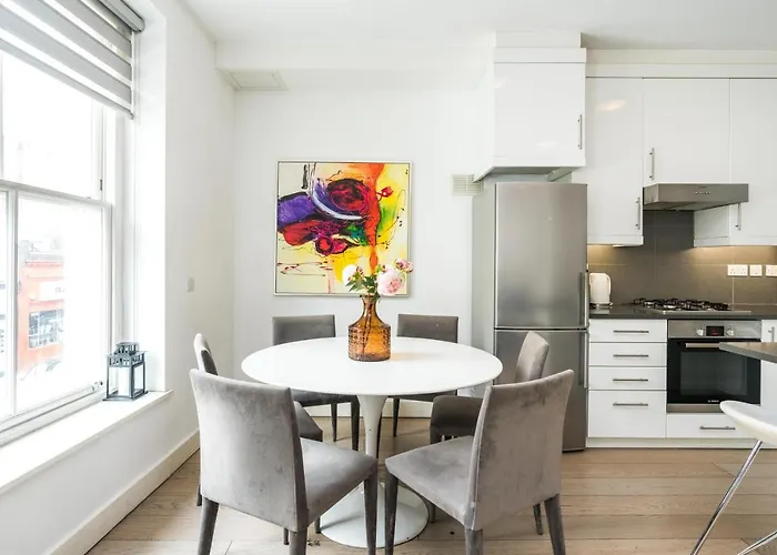 Spacious 2 Bedroom / Earls Court / Kensington