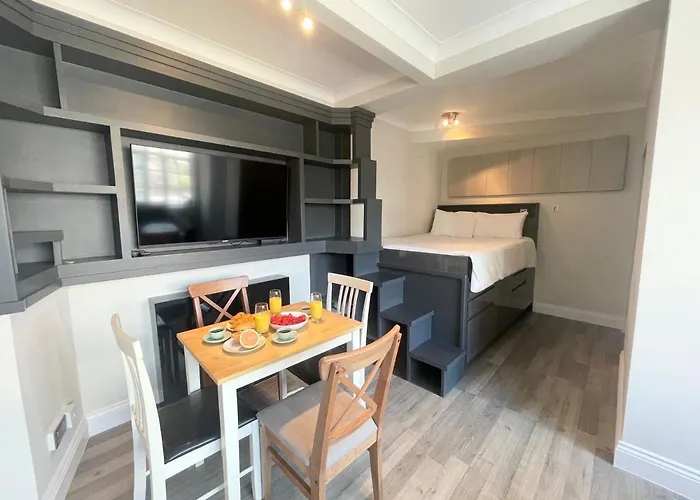 Cozy Apartments In Westminster