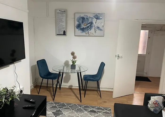 Westfield Apartment