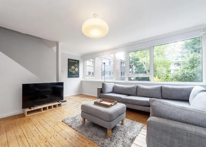 Peaceful Renovated 5Bdr House Wgarden