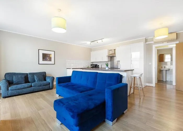 221 Clapham Road Apartments