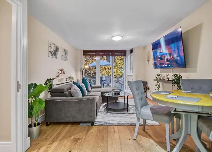 Tranquil 2 Bedroom Apartment In Southwark- Zone 1