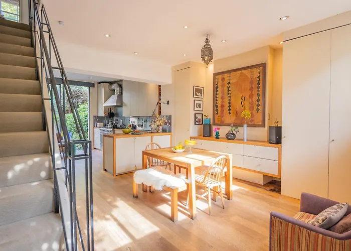 Beautiful Mews House - Notting Hill