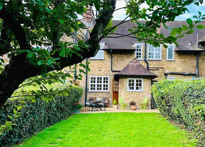 The Hidden Cottage