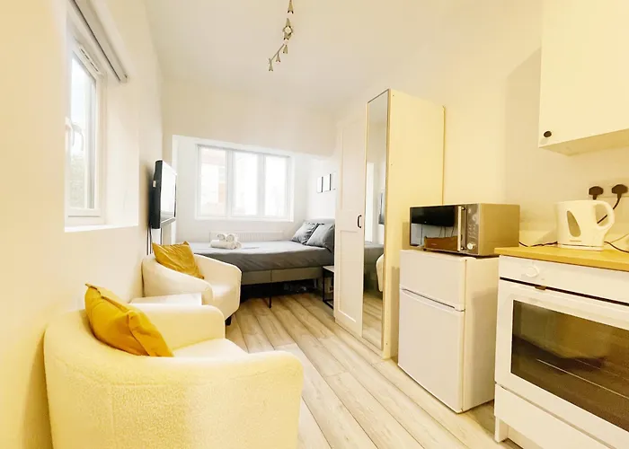 Cosy Studio Apartment 13Min To Central London