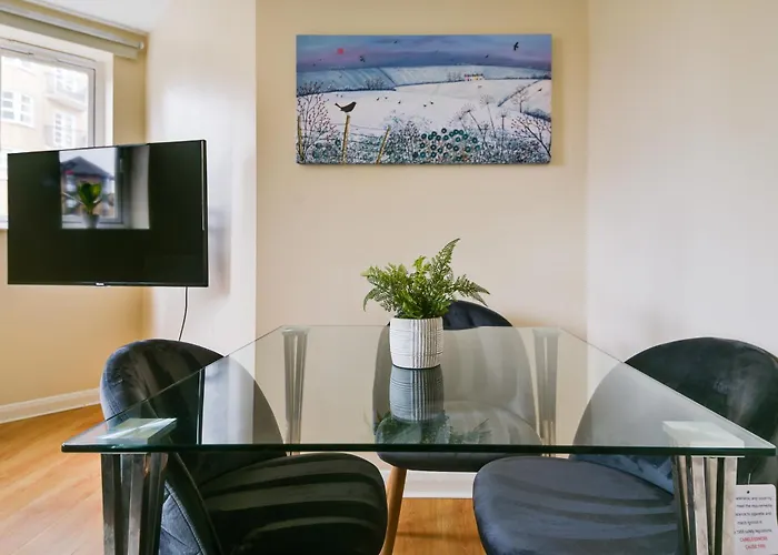 Amazing Apartment In Canada Water - Free Parking