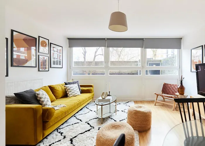 The Kennington Park Crib - Lovely 2Bdr Flat With Garden