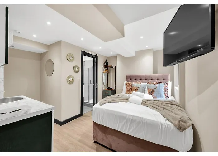 Serene Bliss: Perfect Studio For 2