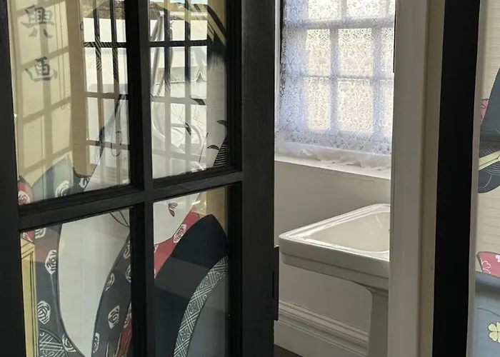 Central London Apartment - Ysabel