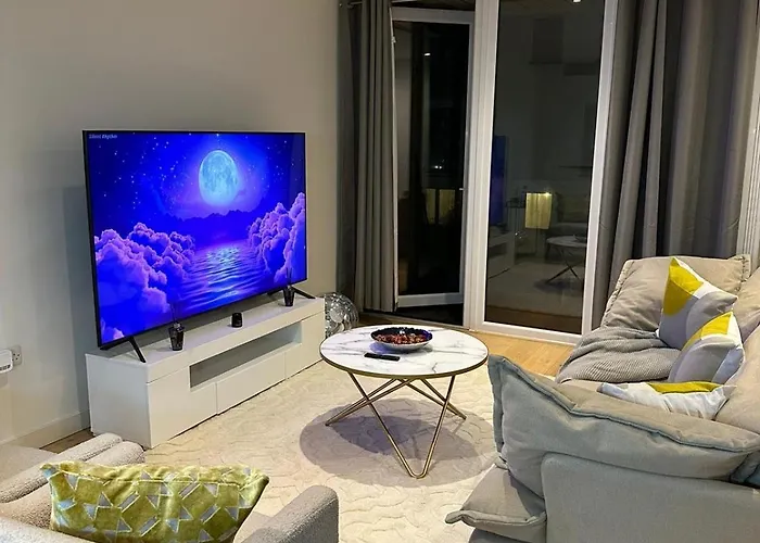 Jk Luxury Apartment