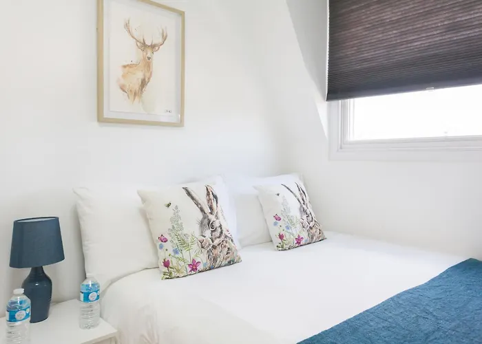 Holloway Budget Apartment - 1 Minute To Emirates Stadium - Next To Station - City Center
