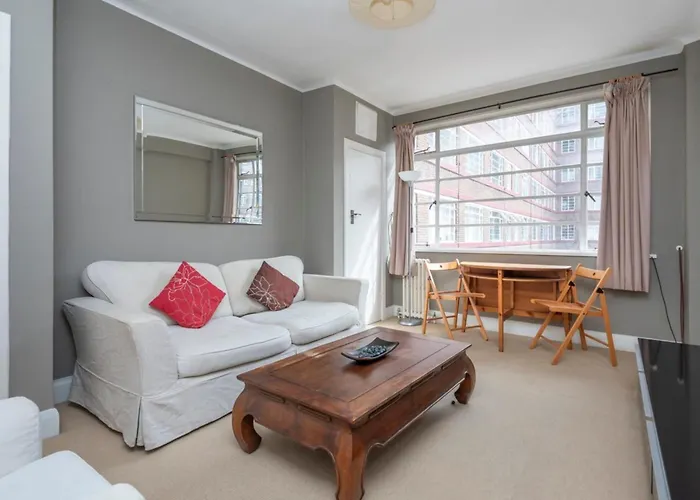Unique 1-Bed Apartment In Vibrant Balham