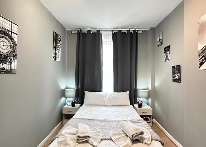 Light Budget Studio Apartment On Edgware Road, Central London