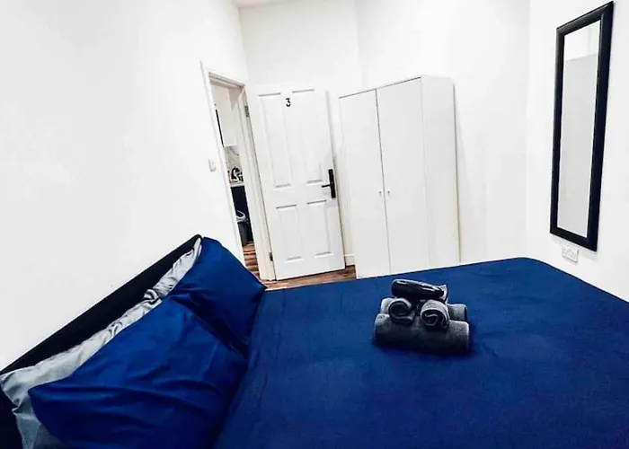 Central London- Zone 1 - Room 3