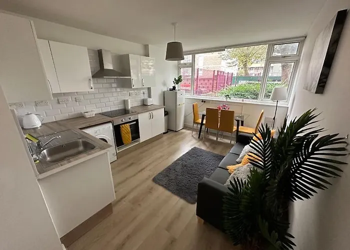 Spacious 2 Bedroom In Central Hoxton