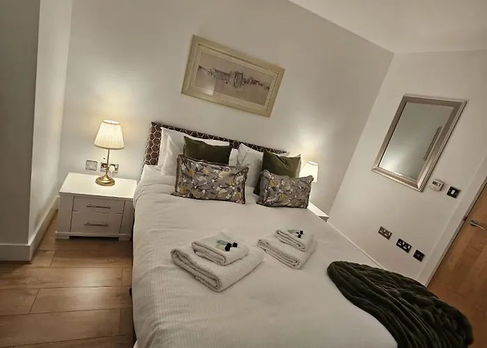 Luxury Property In Canary Wharf