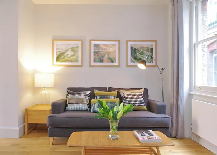 Clerkenwell Premium Deluxe