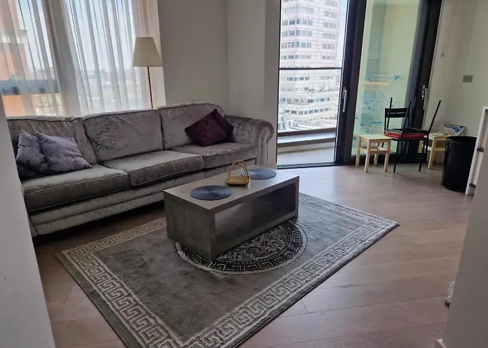 One Luxury Bedroom In Central London