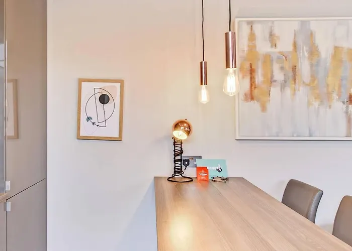 Design 1 Bed apt w/Terrace sleeps 3 in Camden
