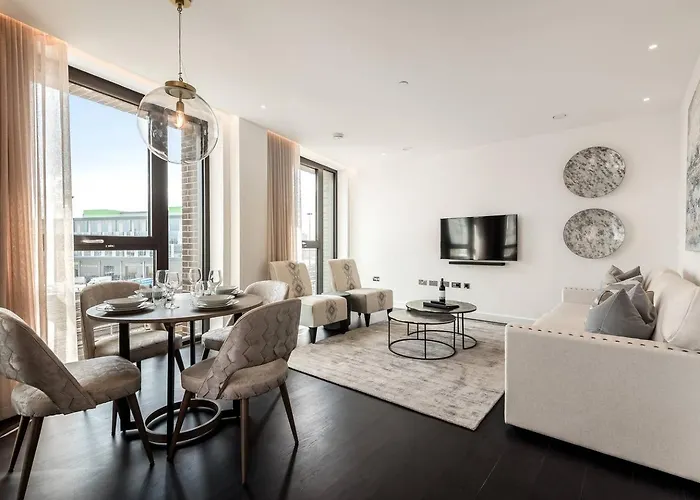 Thornes House Apartments