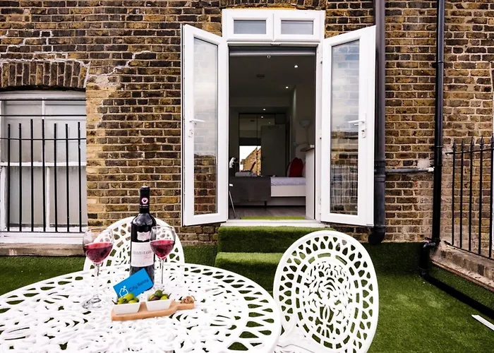 The Armadale Road Residence II