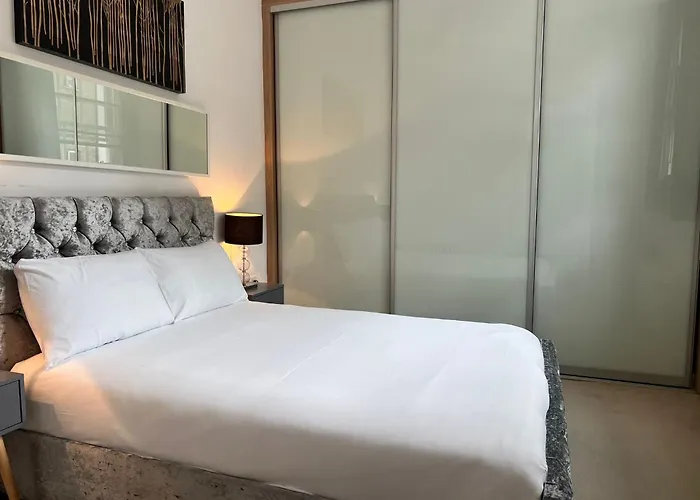 One Bedroom Apartment In Holborn