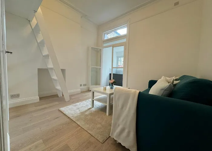 Modern Studio Chiswick London