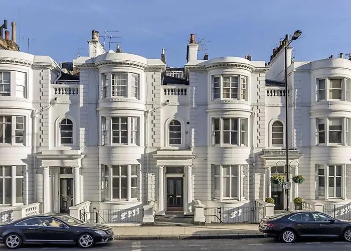 Spacious 3Bedroom Flat In Paddington
