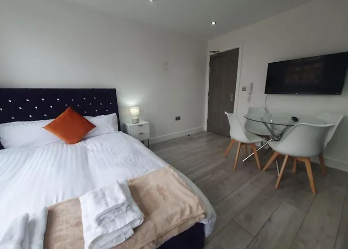Central Studio Apartment London 2