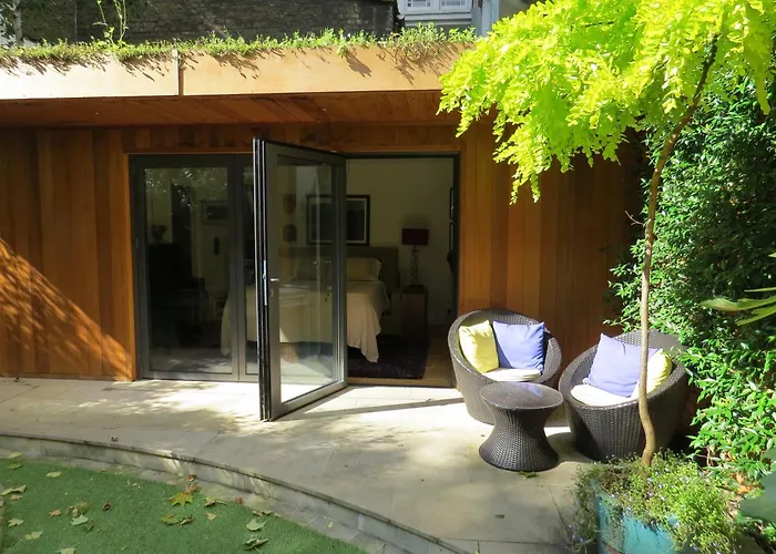 Romantic Bungalow In Notting Hill