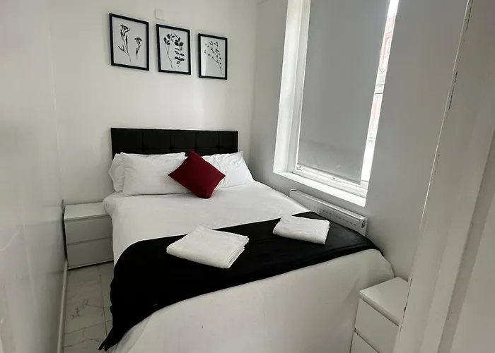 First Floor One Bedroom Flat Bell Street