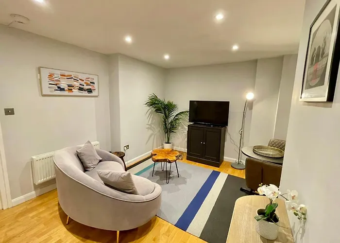 Stylish 1Br, 15 Mins To Buckingham Palace, Central London