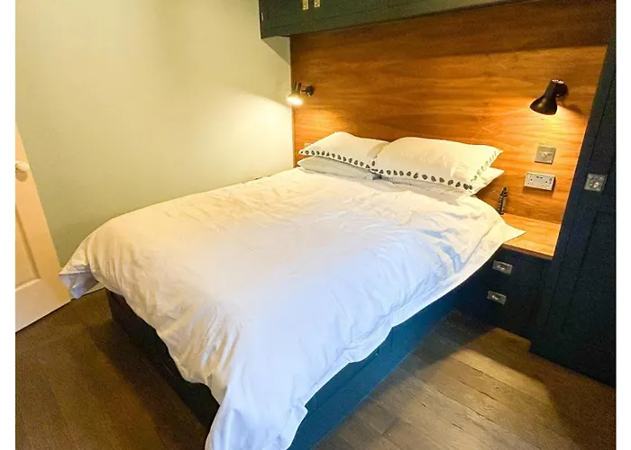 Unique 1Bd With Large Private Patio Queen\'S Park
