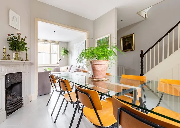 Beautiful Victorian London Townhouse - 5 Bedrooms