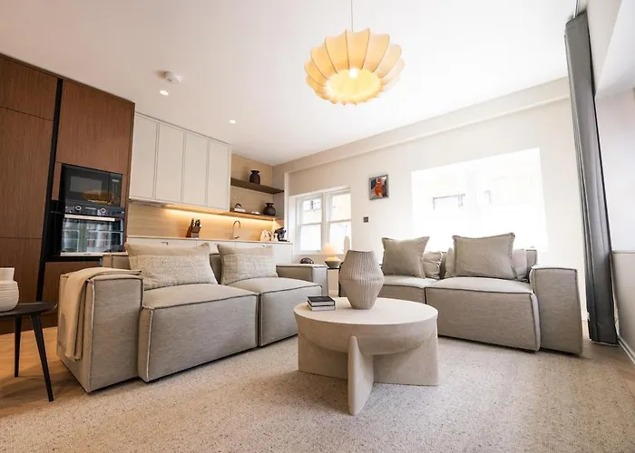 Luxurious 2 Bed Flat In Covent Garden